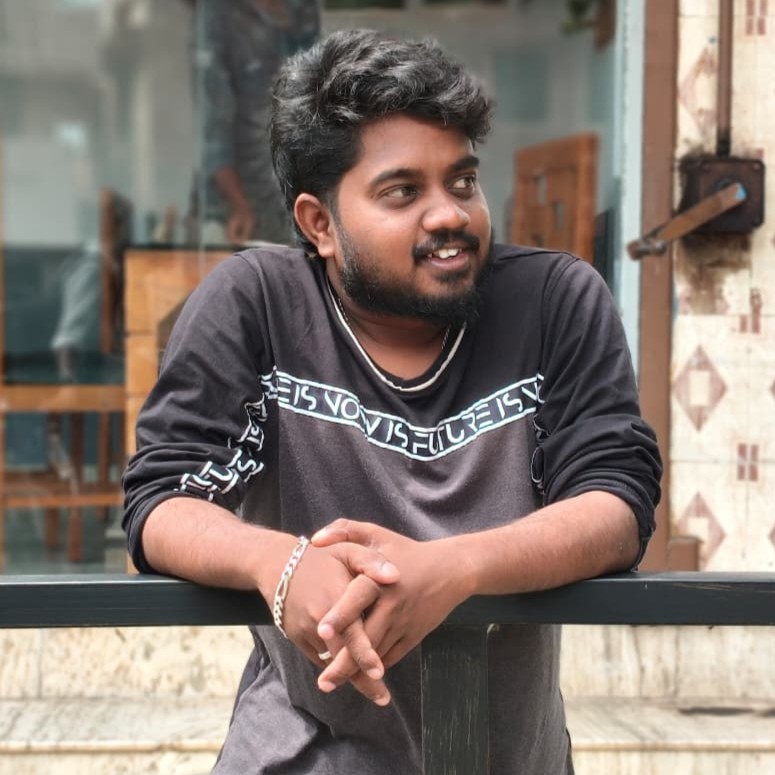 Saravanan the script writer and director of J Sparks Digitalization